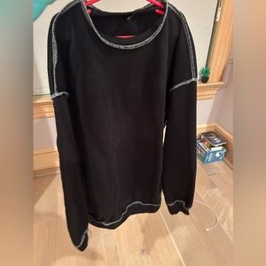 Black crew neck with white stitching size small
